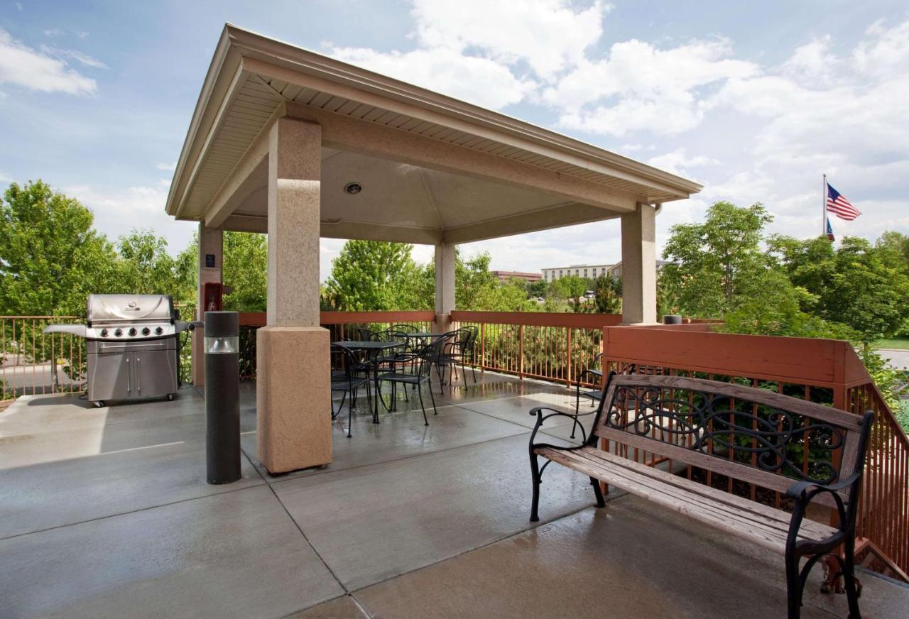 Sonesta Simply Suites Denver West Federal Center Lakewood Exterior photo