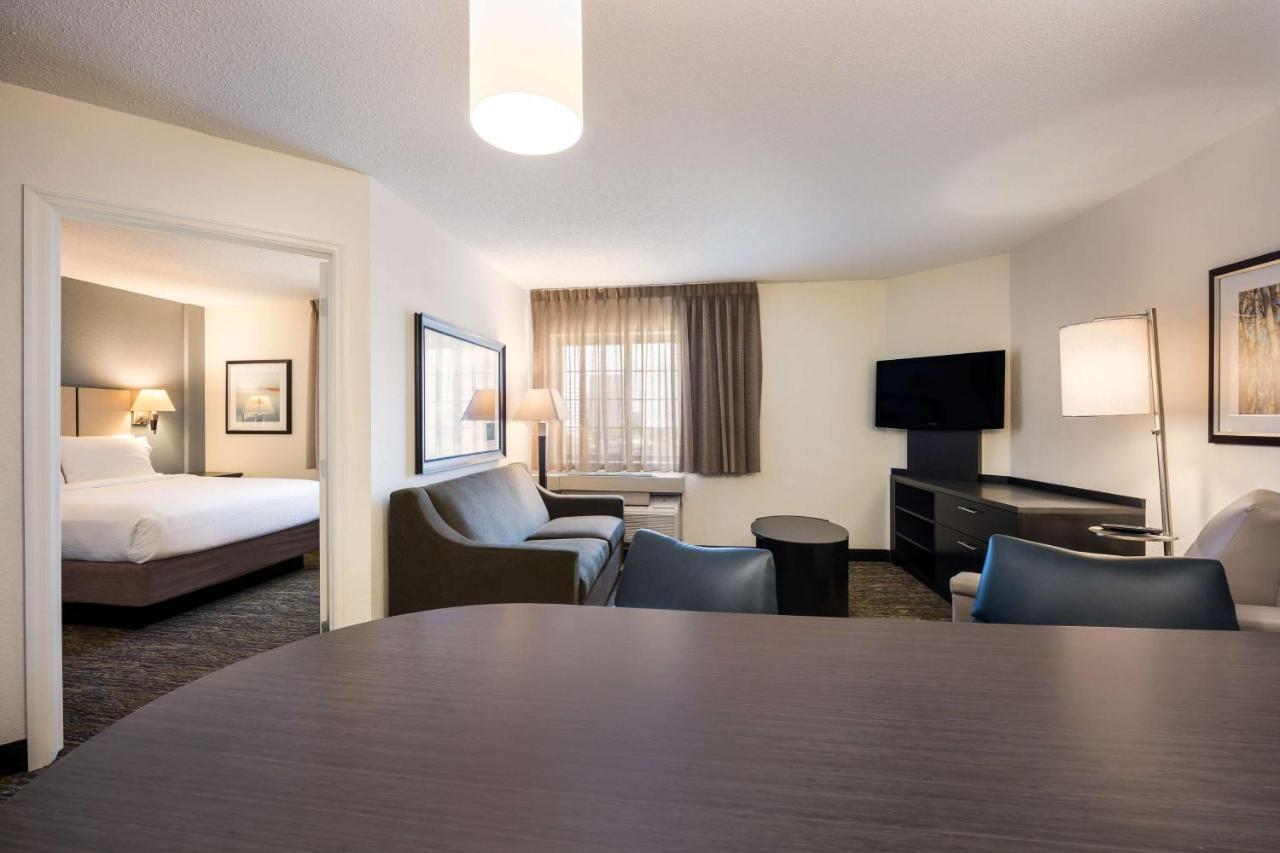 Sonesta Simply Suites Denver West Federal Center Lakewood Exterior photo
